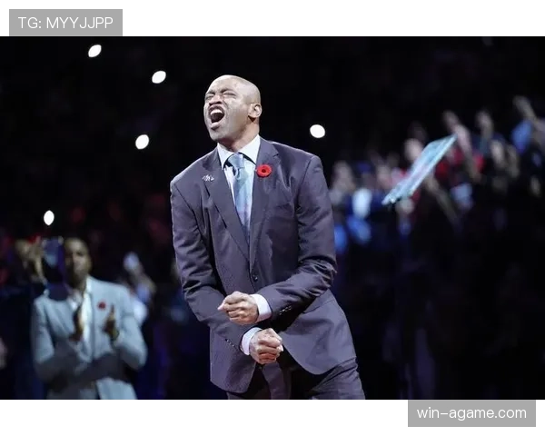 文斯·卡特三分改变进攻节奏，拉开防守空间助队提升效率